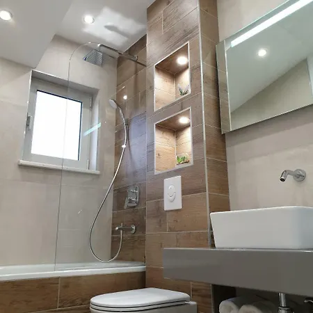 Loni Appartement