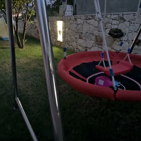 Loni Διαμέρισμα *